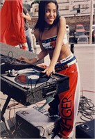 Autograph COA Aaliyah Photo