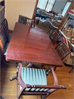 Mahogany Double Pedistal Dining Table & 6 chairs