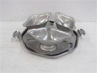 4pc. Guardian Service Gravy Boats + Tray