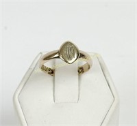 VINTAGE 10K YELLOW GOLD SIGNET RING