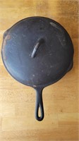 Cast iron deep skillet with lid 10.5"