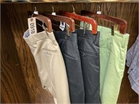 GROUP OF 4 PAIR OF MENS SHORTS 34IN WAIST