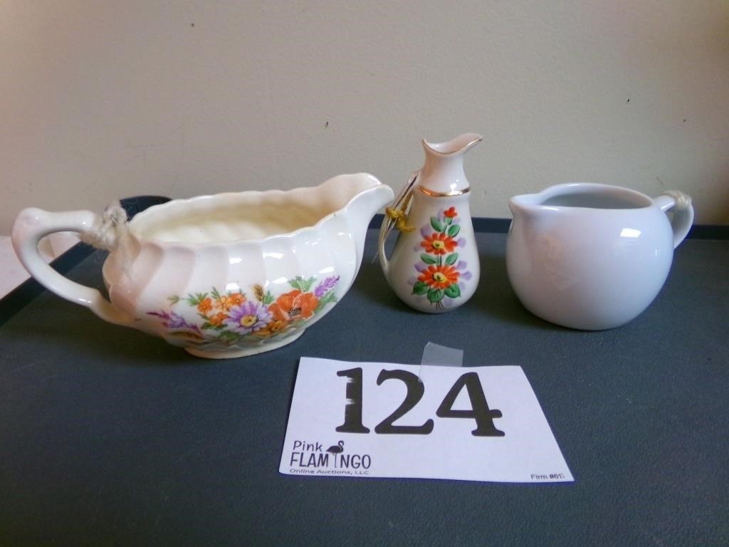 MIXED LOT OF CHINA SERVING PIECES