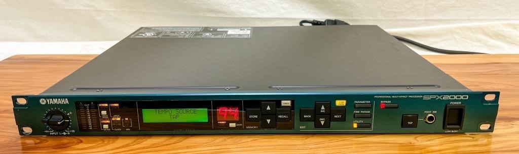 Yamaha SPX2000 Audio Signal Processor