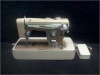 Brothers Emdeko portable sewing machine