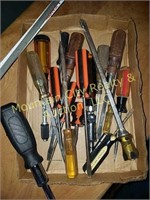 Box lot mostly screwdrivers