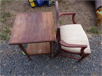 SOLID WOOD END TABLE AND CHAIR