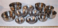 LOT - STAINLESS STEEL MIXING BOWLS, ETC.