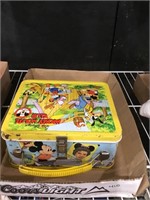 Mickey Mouse Metal Lunch Box no Thermos