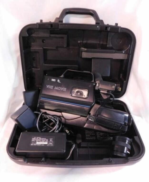 Sears VHS HQ movie / cam recorder in case,