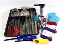 Kitchen Utensils & Drawer Sectional, Scrubbers