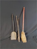 Vtg Fireplace Tools