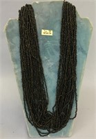 Multistrand of seeded bead necklace    (a 22)