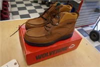 NEW WOLVERINE-EXPLORER II SIZE 11M BOOTS