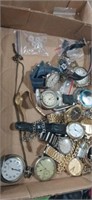 Lot with variety of men and women's watches