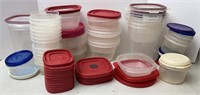 Rubbermaid Plastic Storage