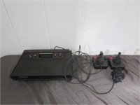 *Vintage Atari 2600 Game System With 2 Controllers