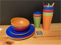 Colourful Plastic Patio/Kids Dishes