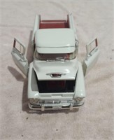 1:18 Scale 1955 Chevy Pickup