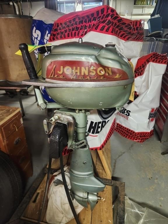 Vintage Johnson Sea Horse Boat Motor