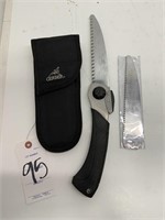 Gerber Folding Saw with Extra Blade and Sheath