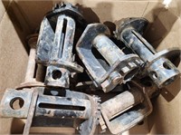 Box of adjustable truck/trailor strap winches