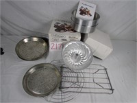 Bakeware - Culinique Bakeware - Mrs. Smith Pie Pan
