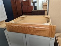 Oak Drawer Cabinet (30 x 21 x 7)