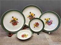 Wedgewood "Covent Garden" Plate Set