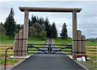 Metal driveway gates w/full base, 20 ft