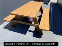 6' WOOD PICNIC TABLE (LOCATED ON 2ND FLOOR ROOF)