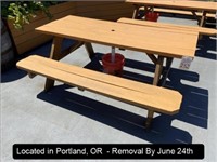 6' WOOD PICNIC TABLE (LOCATED ON 2ND FLOOR ROOF)