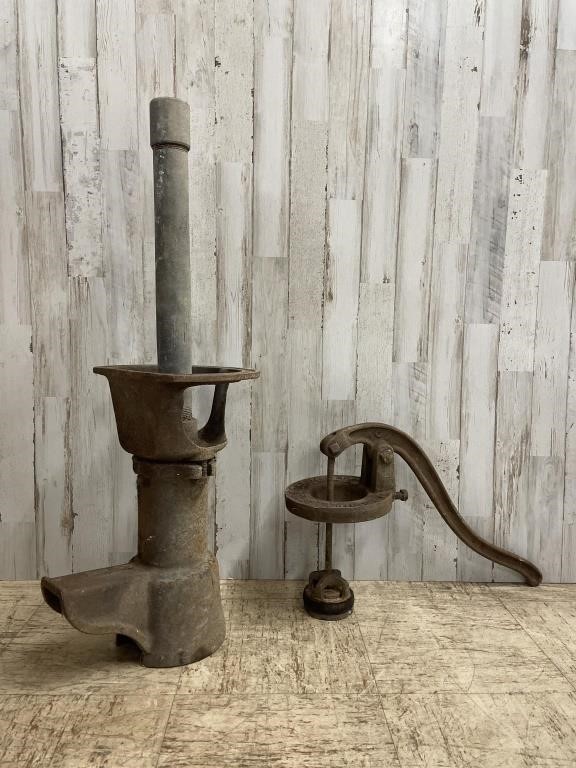 The Deming Co. No.2 Cast Iron Water Pump