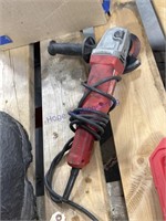 MILWAUKEE 4.5" CORDED ANGLE GRINDER, WORKS