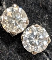 $1895 14K  Diamond(0.4ct) Earrings (~weight 0.49g)