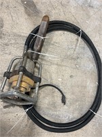 CONCRETE VIBRATOR