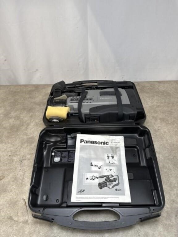 Panasonic AG 456UP Camcorder in Hard Case