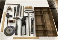 Tool lot w/ metal tray
