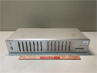 TECHNICS STEREO GRAPHIC EQUALIZER SH-8025