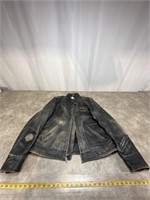 Harley Davidson leather jacket size XL