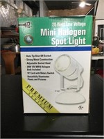 Mini halogen spot light