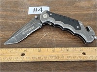 Smith and Wesson pocket knife