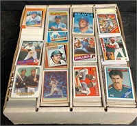 (3000+) 80’s and 90’s Baseball and Football Cards