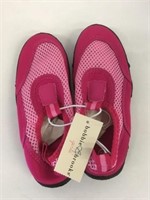 New Bobbie Brooks Girls Size L 2-3 Water Shoes