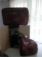 3-Samsonite matchiing luggage set-burgundy