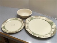 5 pl setting corelle dishes, cups & glasses