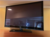 LG 42" Class 3D Plasma TV