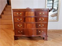 Dresser with pull out tray