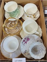 FLAT OF CUPS & SAUCERS