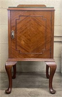 Mahogany Queen Anne Single Door Cabinet